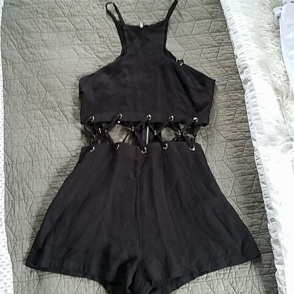 LF Romper - Picture 3 of 6
